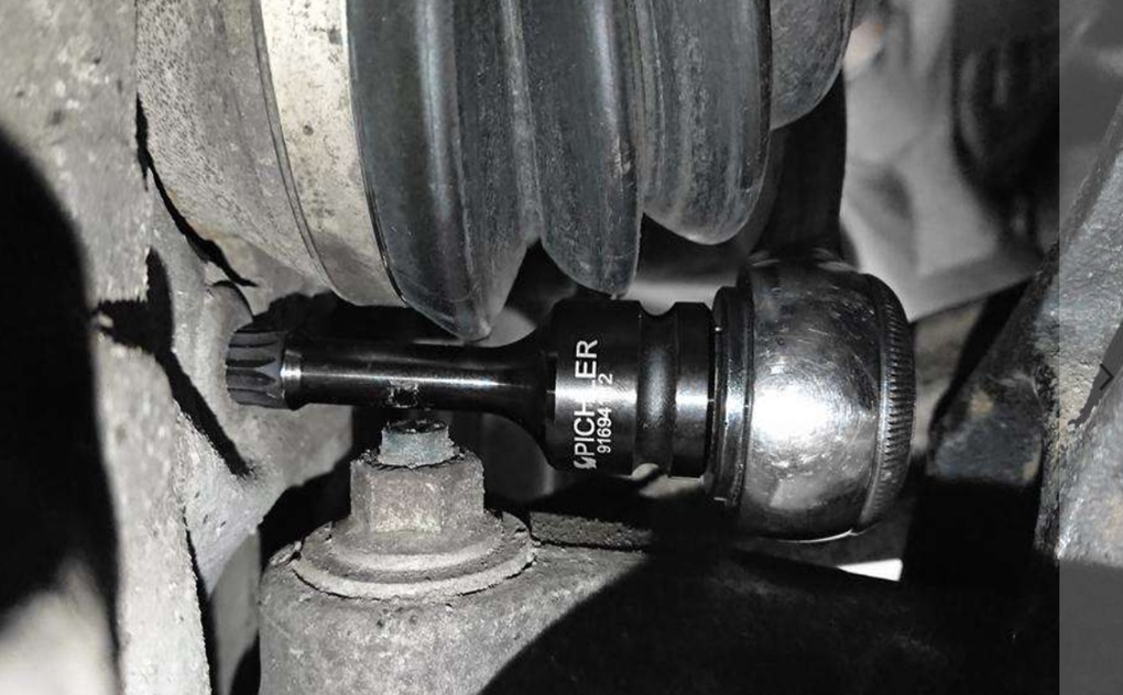 Specialus antgalis Cr-Mo | 115 mm | 12,5 mm (1/2") | M12 | VAG (SS115)